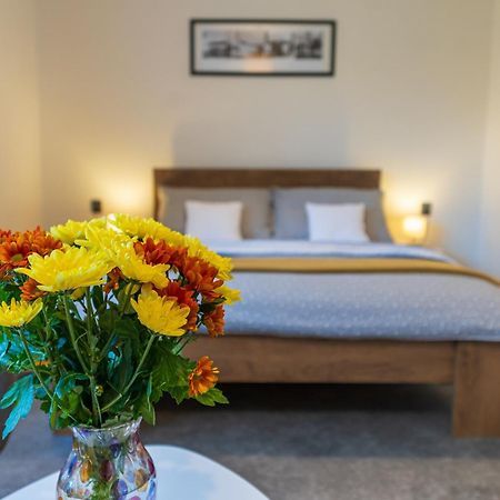 Ubytovani Na Samote - Apartman U Tesaru Komarice Luaran gambar