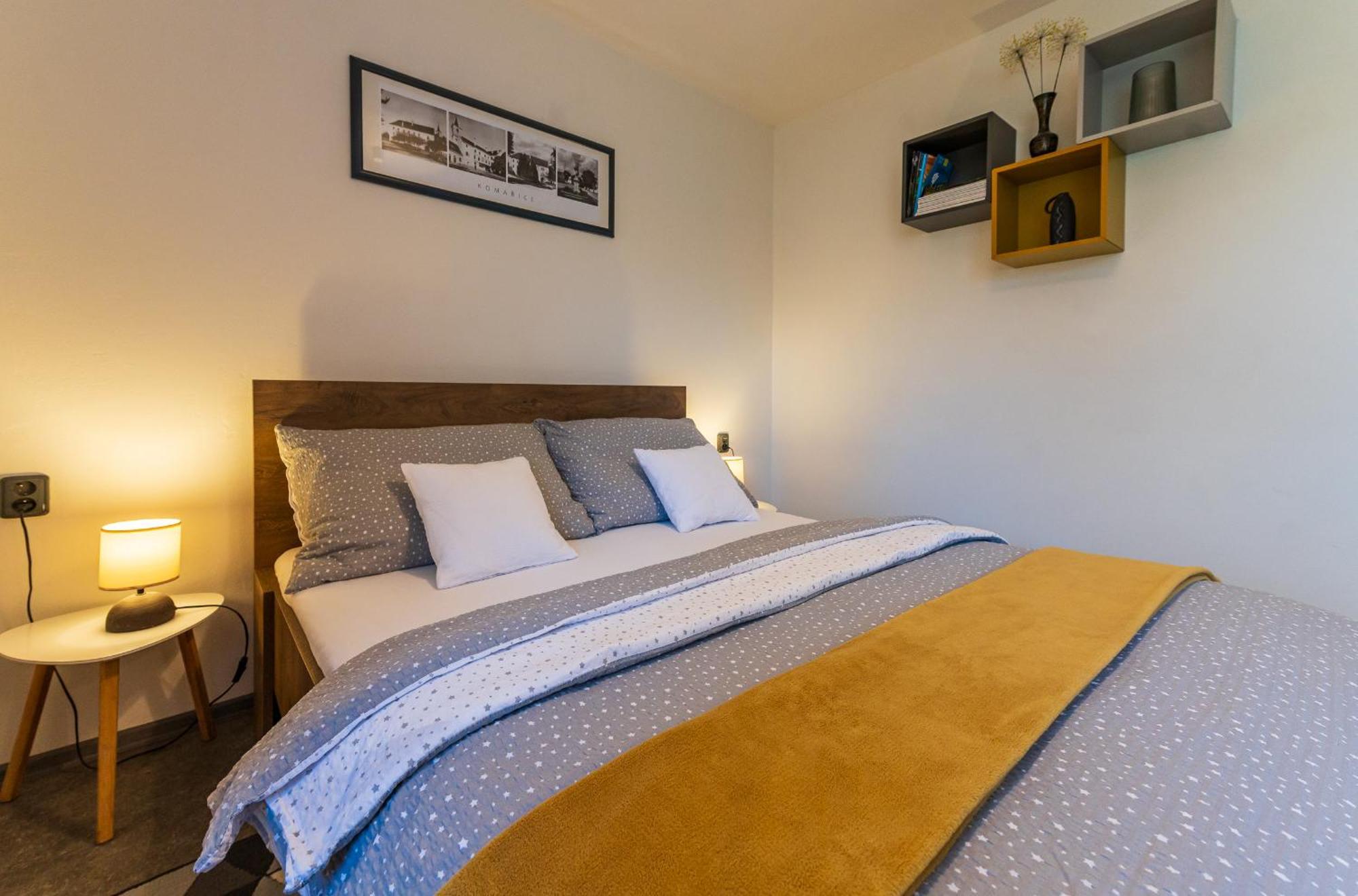 Ubytovani Na Samote - Apartman U Tesaru Komarice Luaran gambar